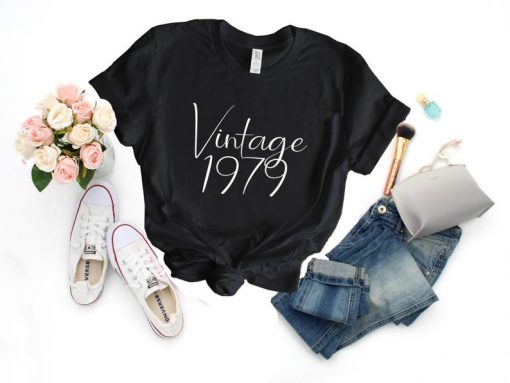 Vintage 1979 custom year t-shirt V