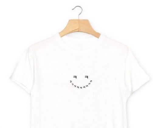 Laughing in Korean Smiley Face Shirt