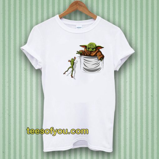 Pocket Baby Yoda Hunting Frog Star Wars T-Shirt